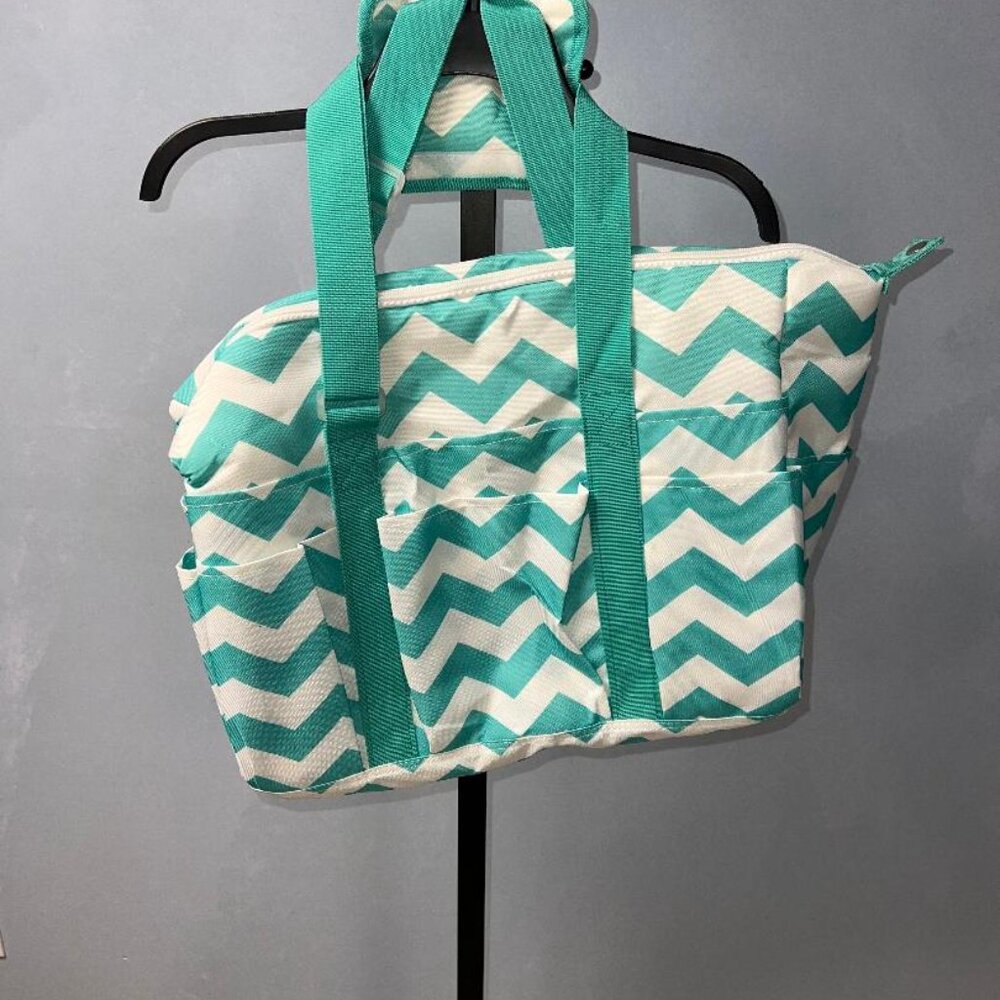 Shylero Nurse & Utility Tote Bag - Picture 2 of 3
